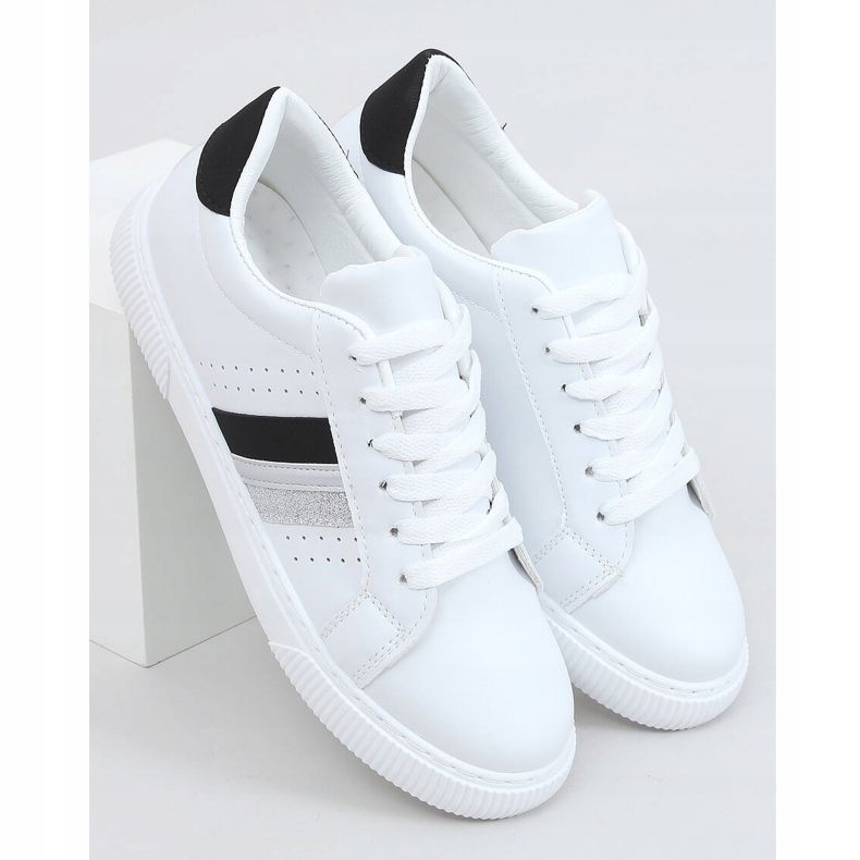 Hvide damesko 6111 Sort 1