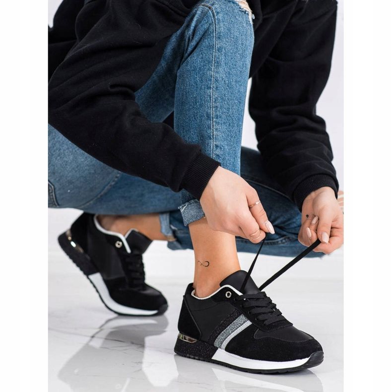 SHELOVET Sorte sneakers med glitterplatform sølv 1
