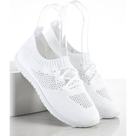 SHELOVET Hvide openwork sneakers 1