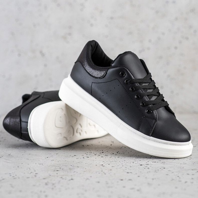 SHELOVET Klassiske sneakers sort 1
