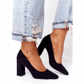 Ruskindpumper på en bar Sergio Leone PB216 sort 2