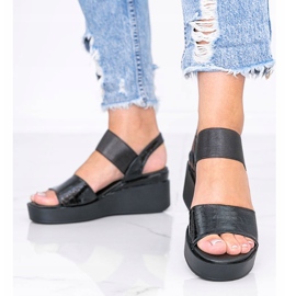 Sorte kile sandaler fra Tiffi 1