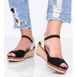 Sorte espadriller på Heis -kilen 1