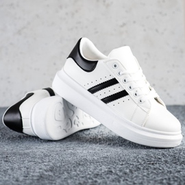 SHELOVET Klassiske sneakers med striber hvid 1