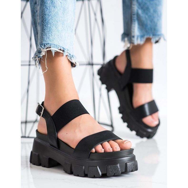 Seastar Sorte sandaler på modeplatformen 2