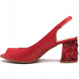 Marco Shoes Røde lædersandaler med en 3D -hæl 2