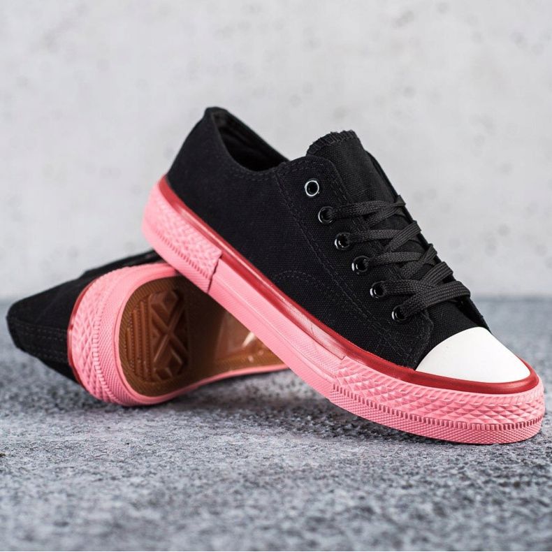 SHELOVET Sneakers på den lyserøde platform sort 1