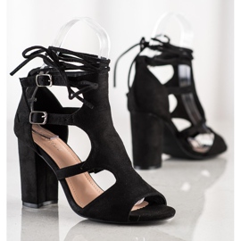 Bestelle Byggede sandaler med binding sort 1