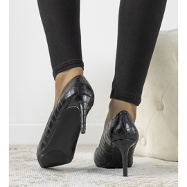 Sorte pumps på en Byatt stilethæl 1