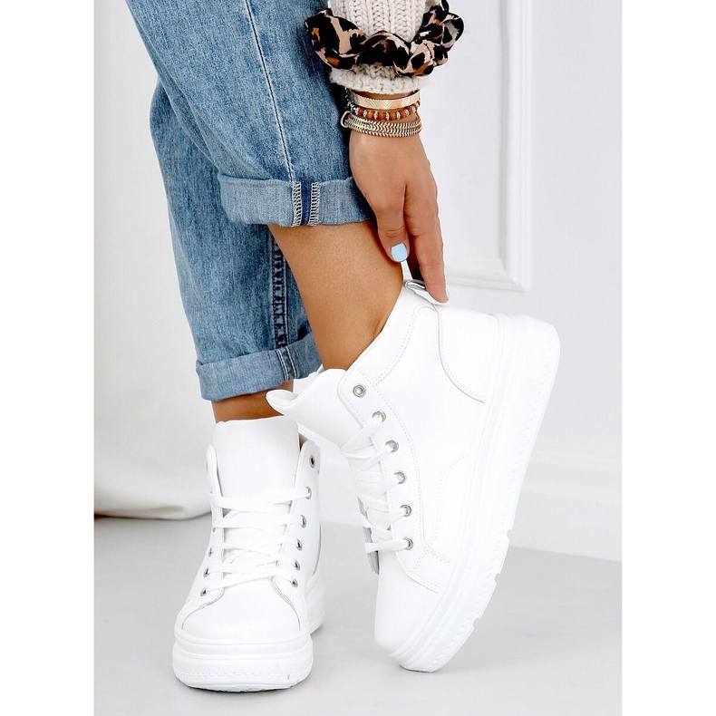 Ava Hvide high-top sneakers 1