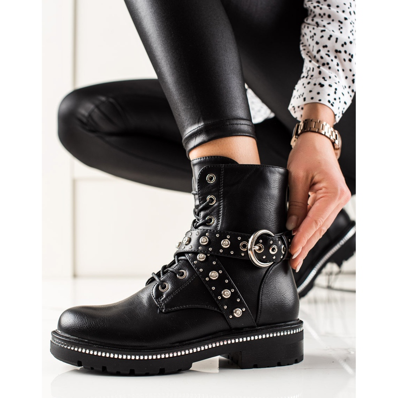 Kayla Rockarbejdere med jetfly sort 2