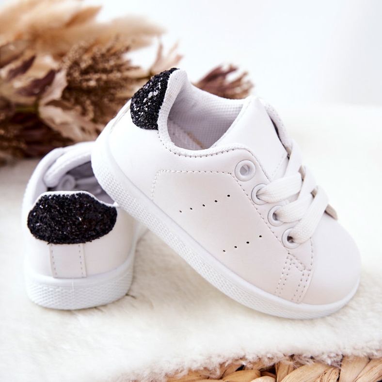 Hvide og sorte blanke sneakers til børn 1