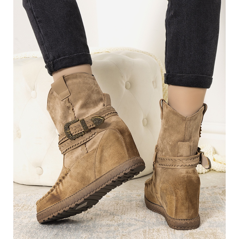 Kvinders beige isolerede støvler i stil med boho Hanson 1