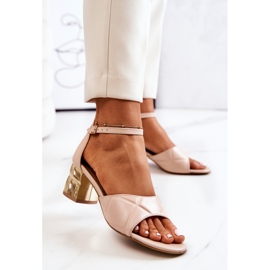 Lewski Shoes Lædersandaler på en stang Lewski 3027 Beige gylden 2
