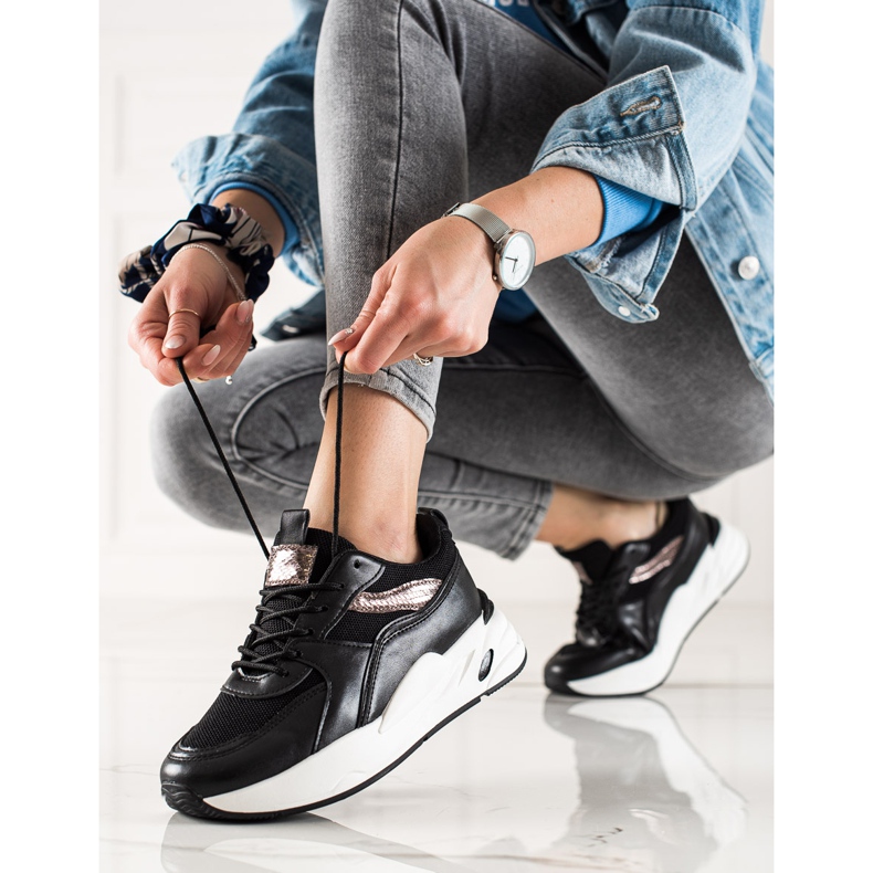 Ideal Shoes Sneakers på platformen sort 1