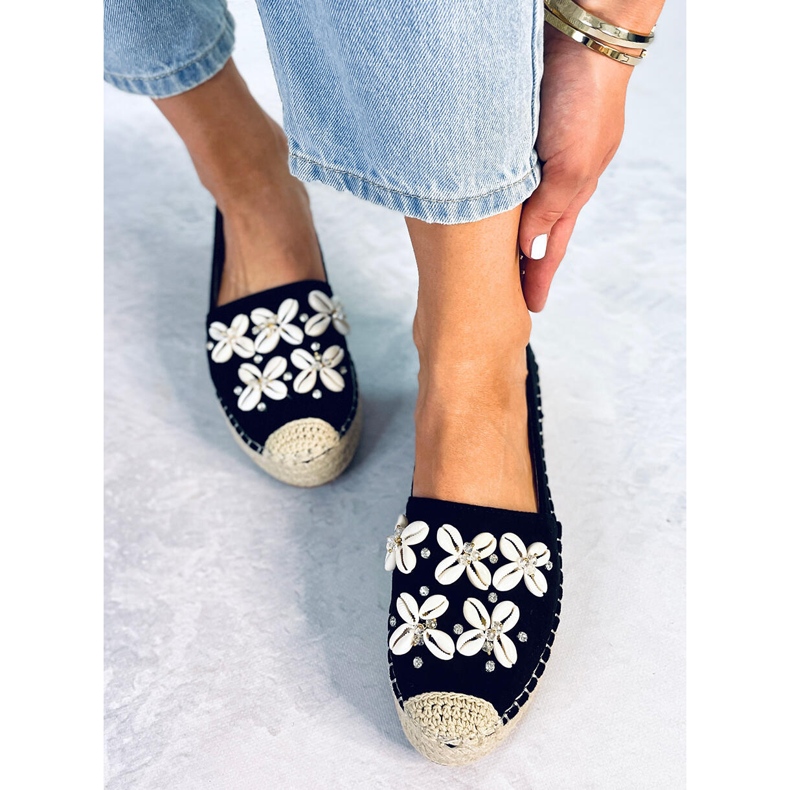 Elif Sorte espadriller med skaller 1