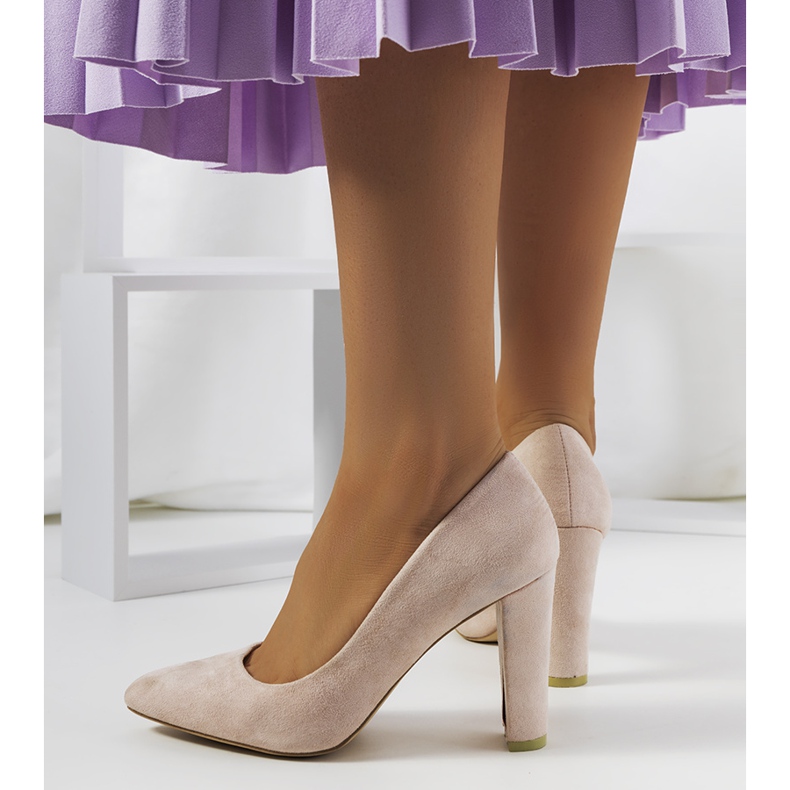 Beige pumps på Ortiz-stolpen grå 2