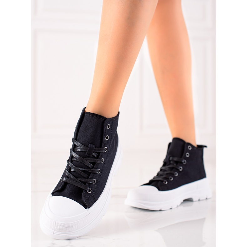 TRENDI Tekstil sorte sneakers 1