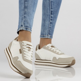 Filippo DP2111 / 22 Wh hvide sneakers 2