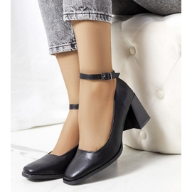 Sorte pumps med Prinse strop 1
