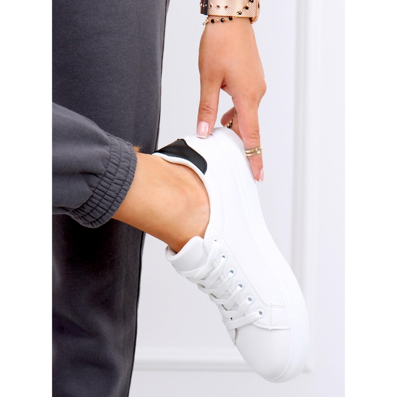 Xina HVID / SORT damesneakers 1