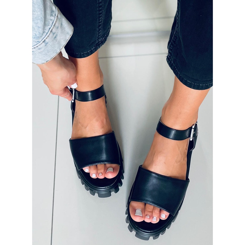Dianne Black højsålede sandaler sort 1