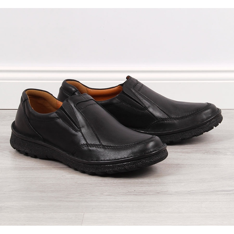 Slip-on sko i læder, sort Łukbut 946 1