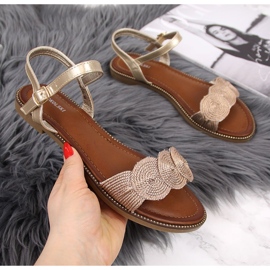 Damesandaler i flade guld T.Sokolski gylden 2