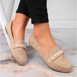 Beige slip-on sko til kvinder Potocki 1