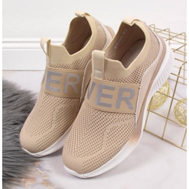Damesportssko slip on beige Vinceza 2