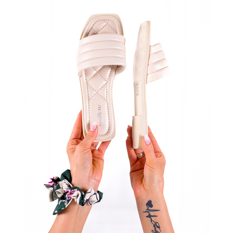 Marquiz Afslappede flip-flops beige 1