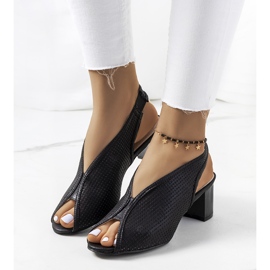 Black Rush gennembrudte sandaler sort 1