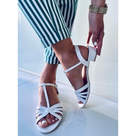 Sparkle White lavhælede sandaler hvid 2