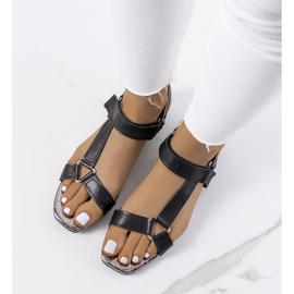 Sorte sandaler til kvinder fra Wardill 1