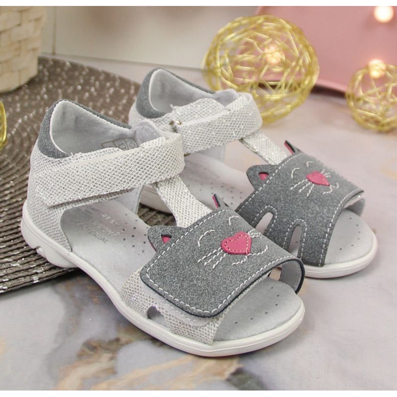 Velcro sandaler til kvindelige Kornecki Jr.KOR6859 sølvgrå ['sølv'] 2
