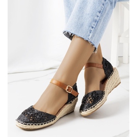 Sorte espadriller på Dafin-kiler 1