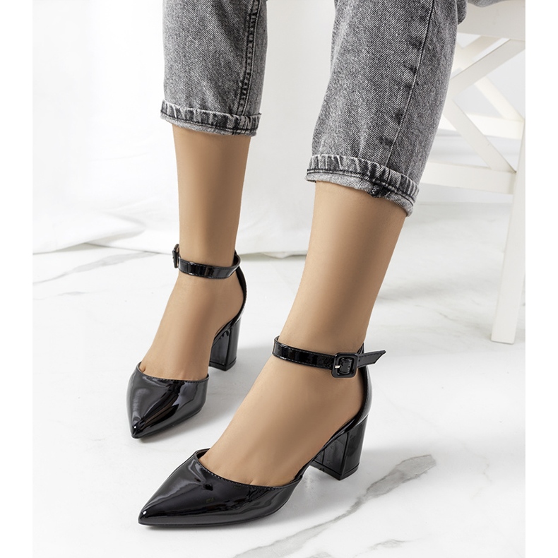 Sortlakerede Mubin pumps 1
