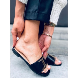 BM Azalea Sorte damesandaler 2