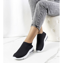 Sorte sneakers fra Trudy 1