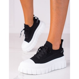 SHELOVET Sneakers på en tyk platform sort 1