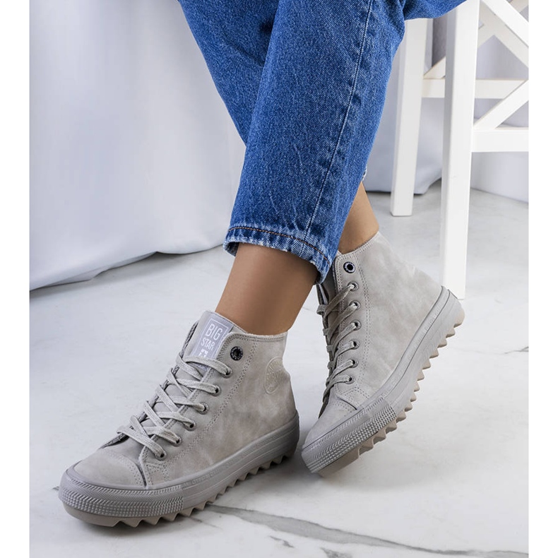Grå isolerede sneakers Big Star GG274070 1