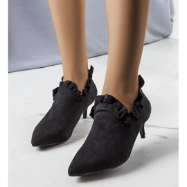Sorte pumps med en Gavri-overdel 1