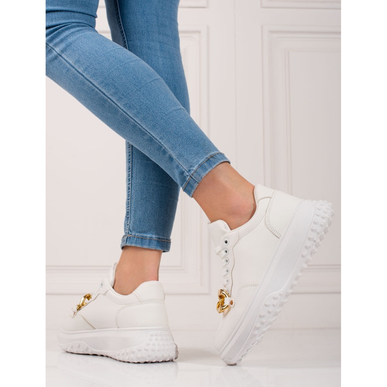 Hvide damesneakers med kæde 2