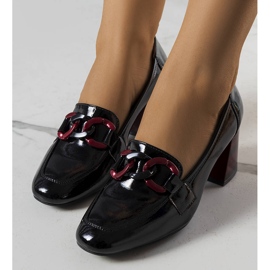 BM Teresa sortlakerede pumps 1