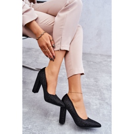 Skinnende pumps på sort hæl 4