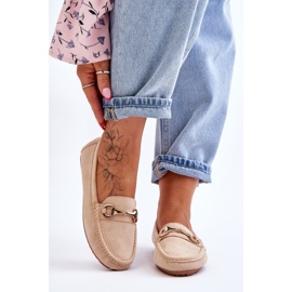FC3 Klassiske ruskindsloafers med beige Arla-udsmykning 1