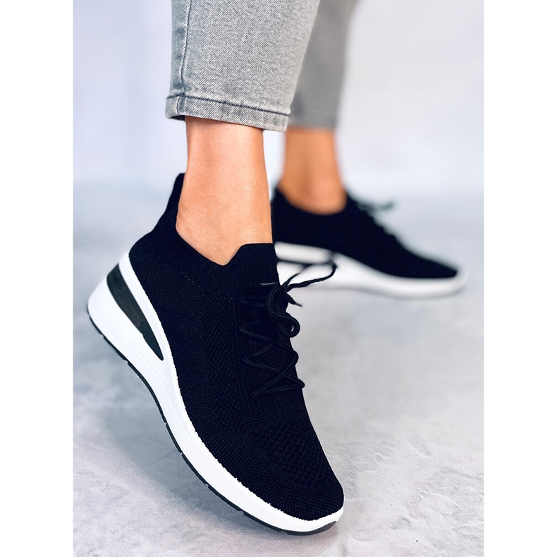 PA1 Croft Black skjulte kilesko sort 2