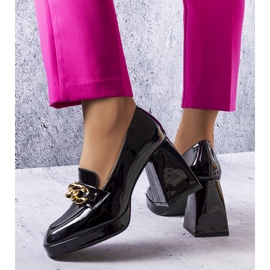PA1 Vinceza pumps i sort lak 1