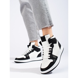 Shelovet sorte og hvide high-top sneakers 1