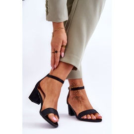 PG1 Satin lavhælede sandaler Sort Julie 2